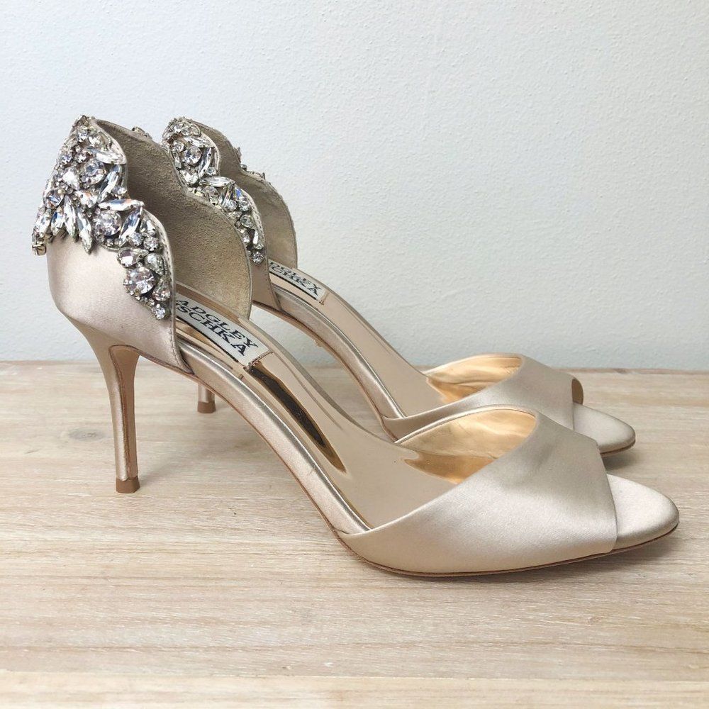 Womens Badgley Mischka Celeste Satin Embellished Nude Pump Heel Size 6.5